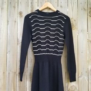 Vintage Metallic Striped Ribbed Sweater Max